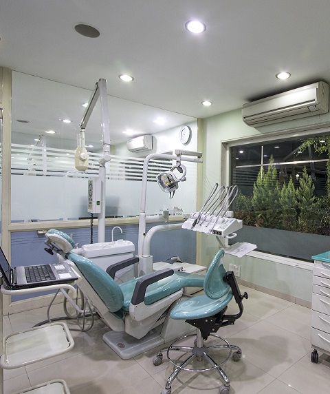 Best dentist in chinchwad